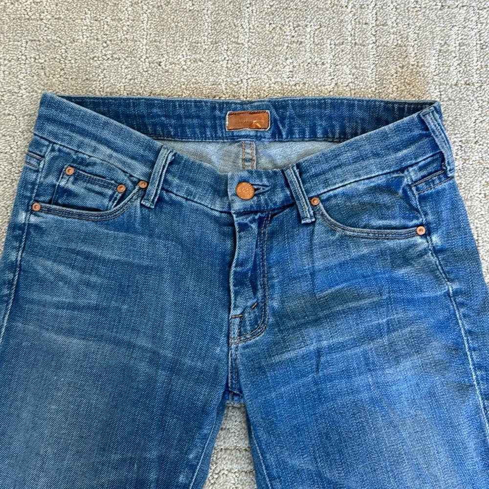 Mother “The Looker Crop” in “Rancho Diablo” medium wash denim jeans skinny - Picture 5 of 9